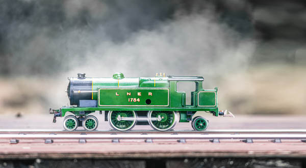 british-toy-auctions-vintage-toys-lner-1784-diecast-train_600